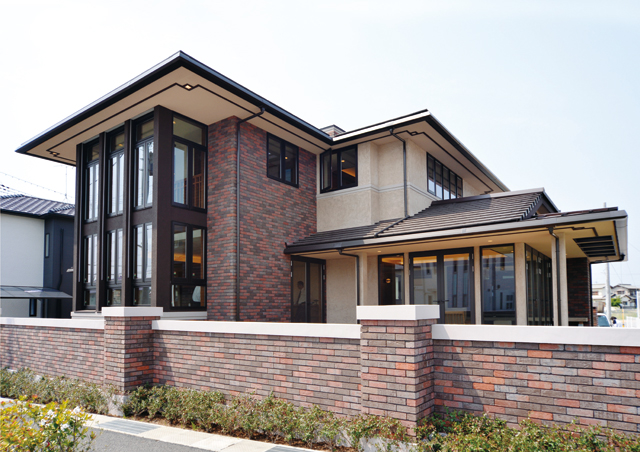 ハウジング山一