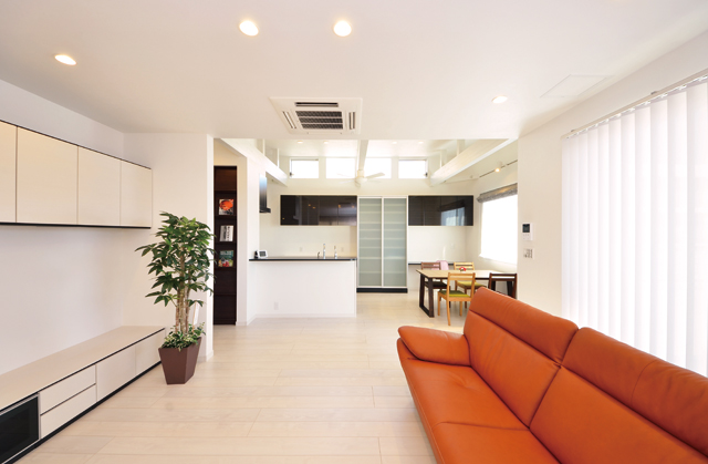 コーラルハウジング